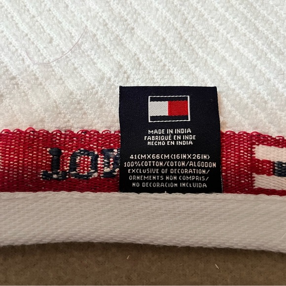 Vintage Tommy Hilfiger Hand Towel Spell Out White - Picture 3 of 5